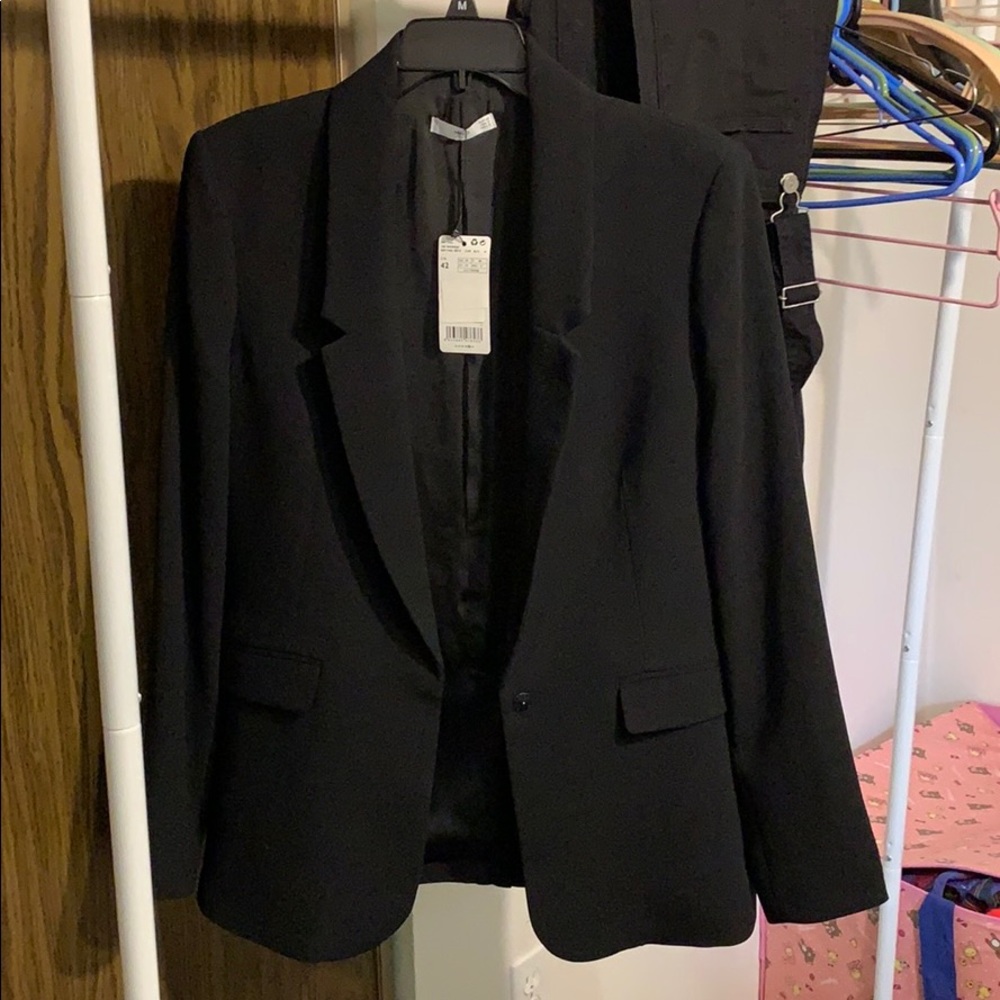 MANGO black suit size10
